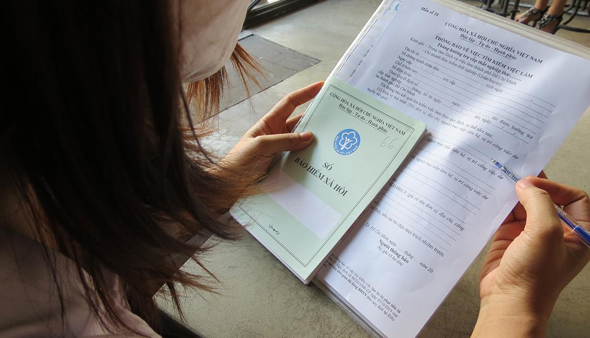 làm sao biết sổ bhxh đã được chốt hay chưa